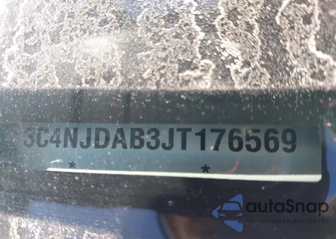 2018 Jeep Compass Sport 4X4 z USA, uszkodzony, nr VIN 3C4NJDAB3JT176569